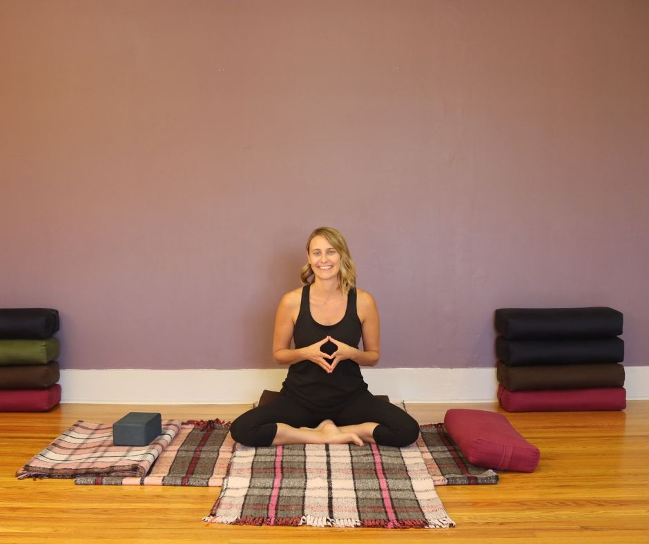 blog post yin yoga recicling twist jennifer raye
