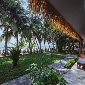 thailand-retreat-garden